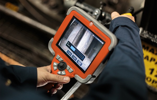 專業(yè)級工業(yè)用內(nèi)窺鏡具有符合人機(jī)工程學(xué)的外觀設(shè)計